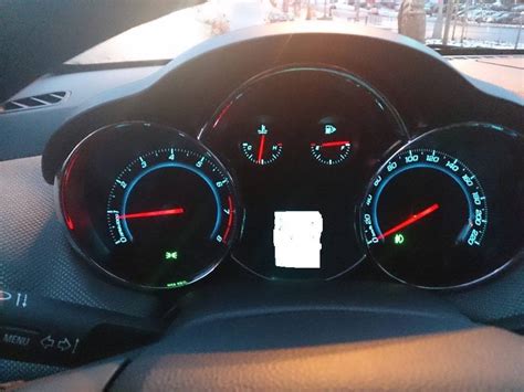 На сколько литров бак в Шевроле Лачетти: точный объём