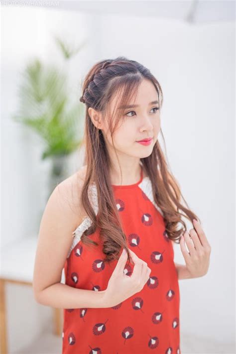 TẾT những bộ cánh nhìn là thấy Xuân về Tết đến của sao hot girl Việt