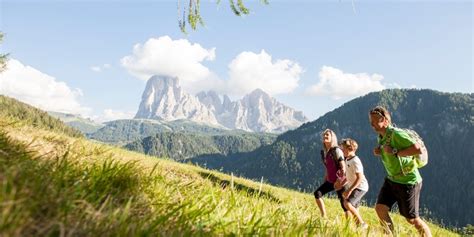 The Top Hiking Trails in Dolomites Val Gardena