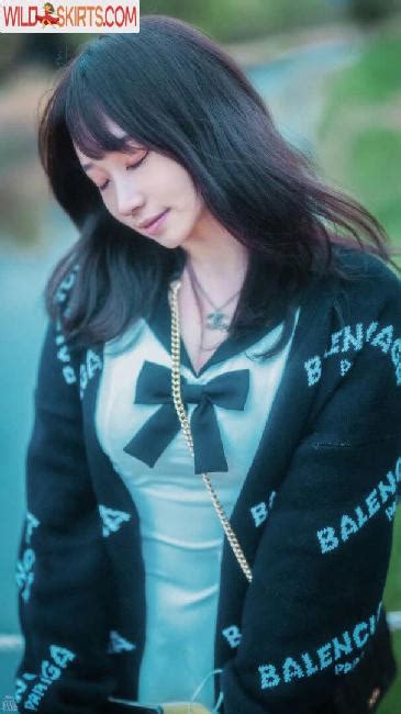 Bambi Jesuis Bambi Jesuis Bambi Jesuiss Nude Instagram Leaked Photo