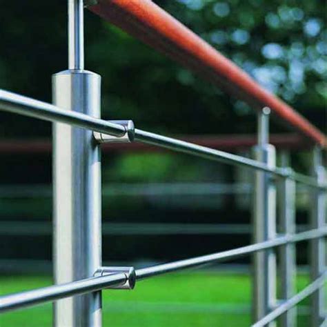 Outside Timber Round Handrail 316l 316 Stainless Steel Solid Rod Bar Deck Terrace Balustrade Pr R13