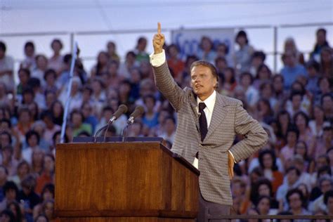 Classic Billy Graham Messages Now Available To Watch Online Each Week