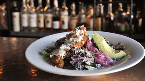 Photos – Five Horses – Somerville