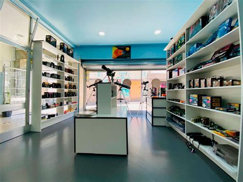 A new Zoom'n'Joy store is opened in Funchal – Levenhuk’s official ...