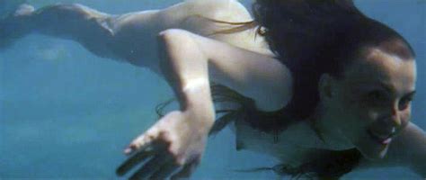 Naked Irina Vinogradova In Hotel