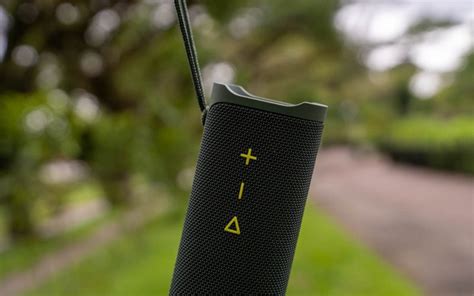 Creative Muvo Go review: Waterproof sound - Can Buy or Not