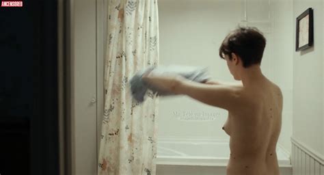 Naked Karine Vincent In Les Amazones