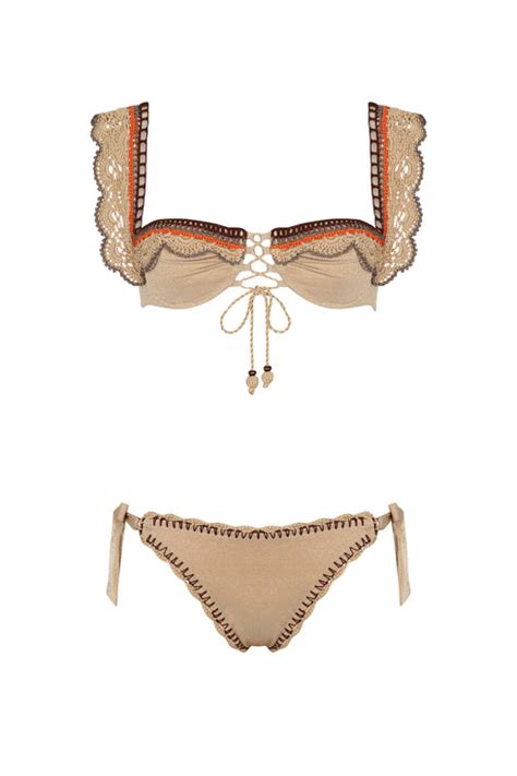 8 Hot Sexy Shura Bikini Pics