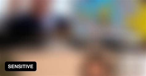 He Doesn T Eat Pussy GAG