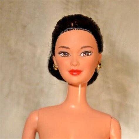 Barbie Nude Asian Chinese Brunette Hair Lea Face Sculpt Brown Eyes