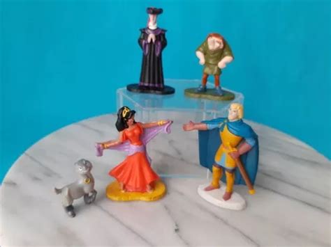 Playset Miniaturas Personagens Corcunda De Notre Dame Usado MercadoLivre