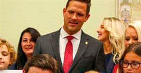 Congresista Autor De Pol Mica Ley No Digas Gay De Florida Acusado De Fraude