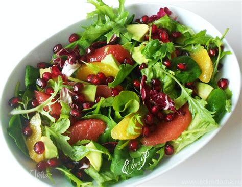 Новогодний салат — Пошаговый рецепт приготовления с фото 2025 | Простые ...