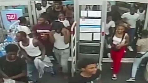 Philadelphia Police On Hunt For 60 Teen Suspects After Group Loots