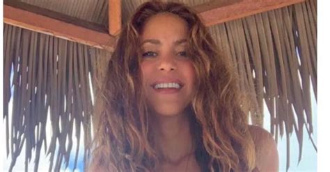 Shakira 43 Flaunts Toned Booty In Teeny Bikini For Blisteringly Hot Snaps Daily Star