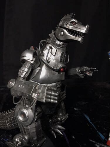 Ready Player One Mechagodzilla and Gundam figures | #4617898555