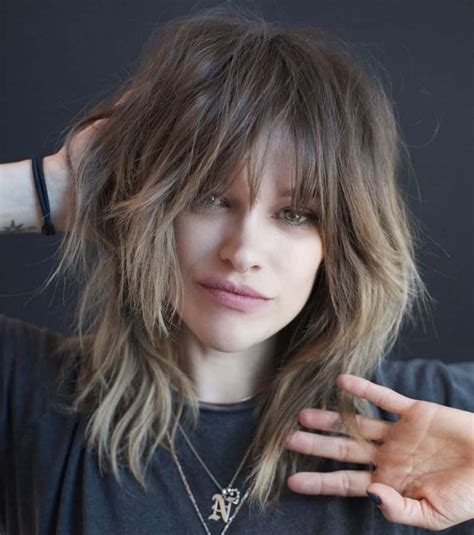 70 Must-Try Medium Shag Haircut Ideas for 2025 | Pelo media melena en