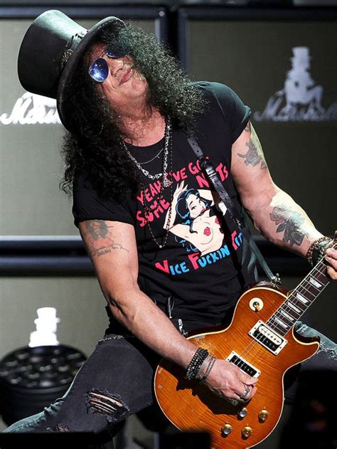 O Que Torna Slash Um Dos Maiores Guitarristas De Todos Os Tempos