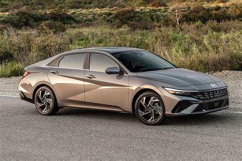 are hyundai elantras good cars 9