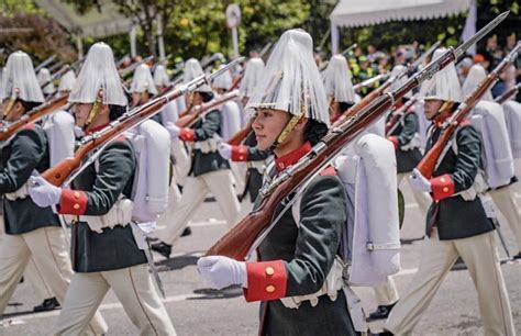 Cuarta División del Ejército Nacional on Twitter Si tu sueño es ser