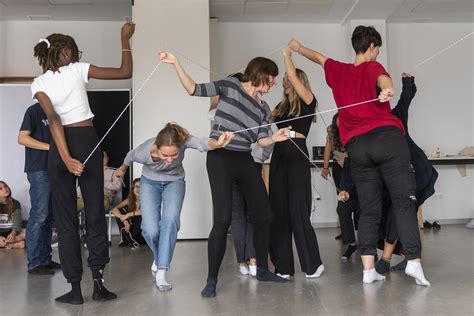 Danza contemporánea para aprender Arquitectura