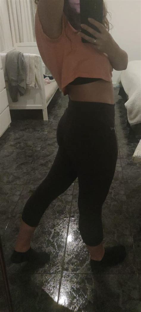 Haven T Showered Yet After Gym Would You Sniff My Leggings And Smelly Ass R SniffHerDirtyAss