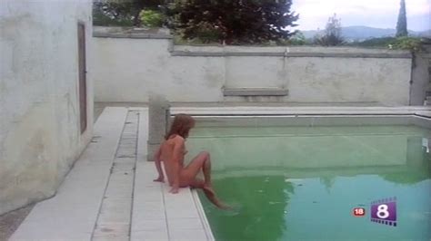 Naked Beatriz Rossat In Climax Amenaza En Las Aulas