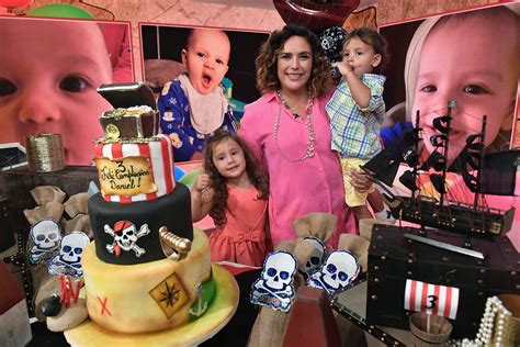 angelica vale net worth