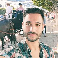 Profils Des C Libataires Gay Et Lesbienne Inscrits