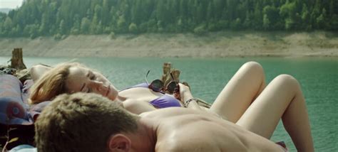 Nude Video Celebs Maja Susa Sexy Porodicni Odmor