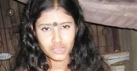 Indian Girls Nude Pic Desi Mallu Bhabhi Shaving Pussy And Boobs Porn Pics