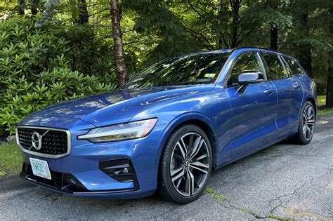 2020 Volvo V60 T5 R Design For Sale On Bat Auctions Sold For 35000