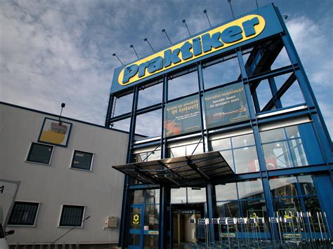 praktiker owner plans  resume expansion