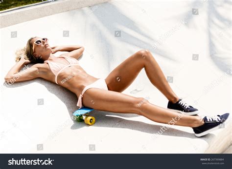 Sexy Smiling Tanned Blonde Lady Sunglasses Stock Photo Shutterstock