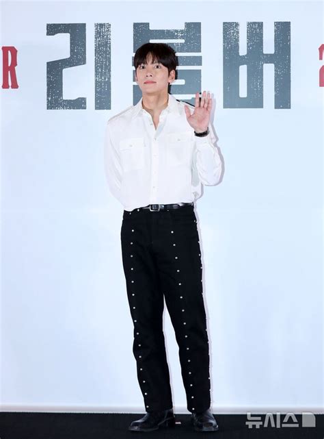 Sự kiện VIP quy tụ Jennie và Suzy Nhan sắc 3 nữ thần hot nhất Kpop không bằng thái độ của nàng