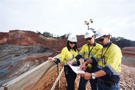 Inilah Gaji Merdeka Copper Gold Perusahaan Tambang Emas Terbesar