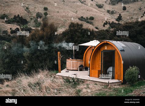 Log Cabin Forest Hot Tub Hi Res Stock Photography And Images Alamy