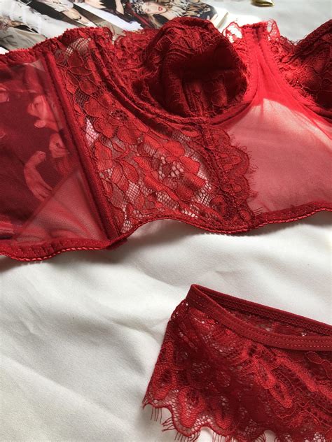 Conjunto De Lingerie Eliza Em Renda Chantilly Tule S Bojo C Aro Calcinha Em Renda E Tule