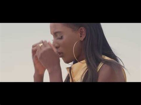 Marlon Brando Was A Bisexual Unfaithful Sex Addict Says New Book Perez Hilton