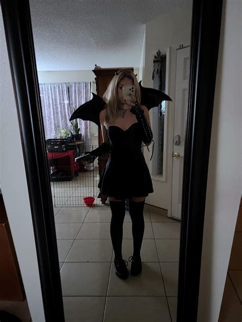 Would Your Fuck This Demon Goth Girl Brutally R Gothsluts