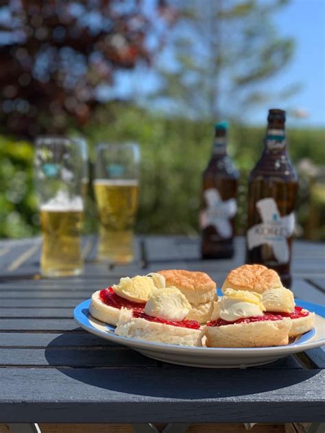 Cornish Cream Tea With 2 X 500ml Korev Larger Cornish Cream