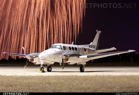 N9QN | Beechcraft E90 King Air | Private | Neil Psaila | JetPhotos