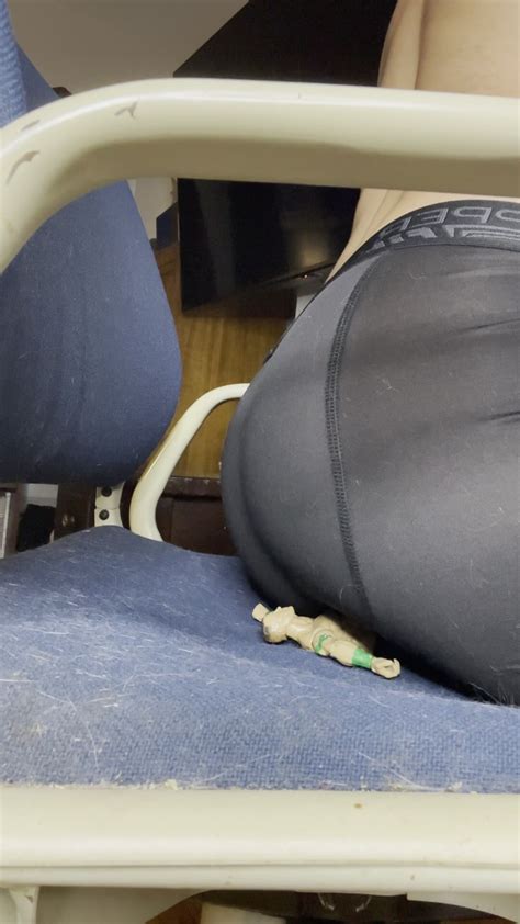 Crushed Under My Working Ass OF Vicious ThisVid