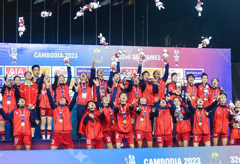 Hot girl Hoàng Thị Loan xúc động khi vô địch SEA Games Đây có thể là lần cuối bác Chung dẫn