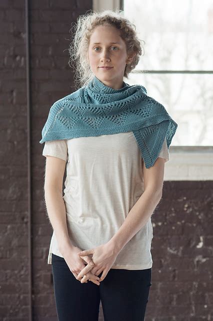 Ravelry: Sankaku pattern by Makiho Negishi