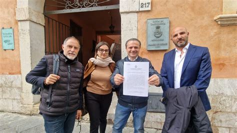 Taormina De Luca Presenta Le Liste Tutti I Nomi Dei Candidati