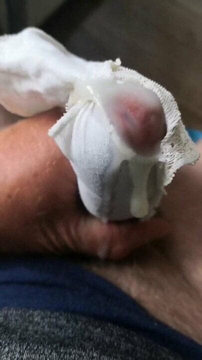 Ein Freund Sprizt Ins Hoesschen Meiner Frau Gay Porn Db Xhamster