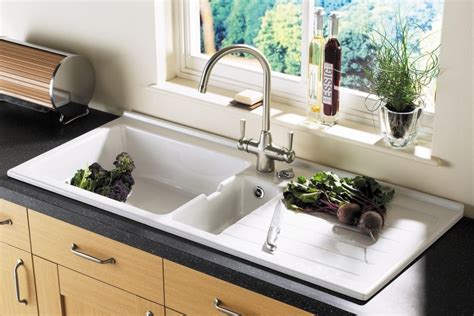 Раковина для кухни - 120 фото оптимальных сочетаний и грамотного выбора ...