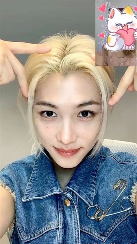 Pin by 𝑭𝒓𝒐𝒔𝒕 𝑴𝒊𝒔𝒕 on skz Hot korean guys Homeless children Felix