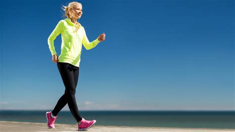 What are the mental and physical benefits of walking? - Women's Fitness